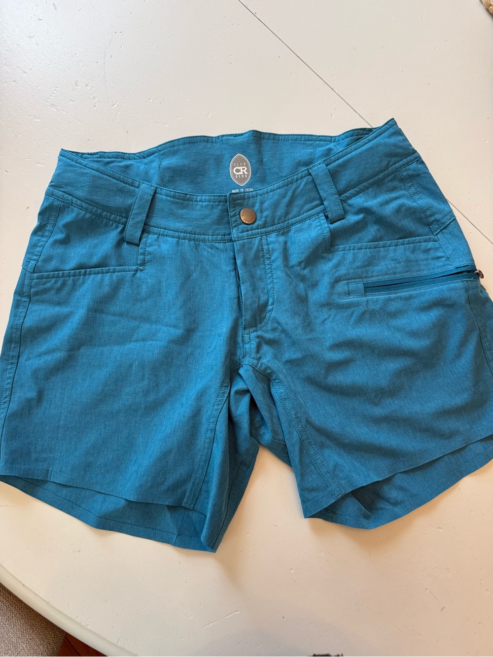 Club Ride Women’s Eden 7” shorts w/ chamois brief - size small